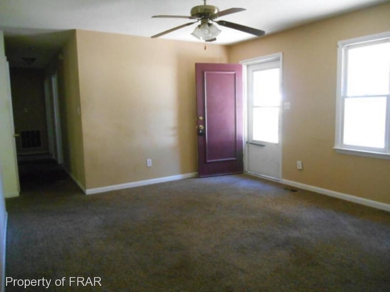 514 Suffolk Ct, Fayetteville, NC 28348