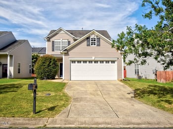 5140 Mabe Dr, Holly Springs, NC 27540