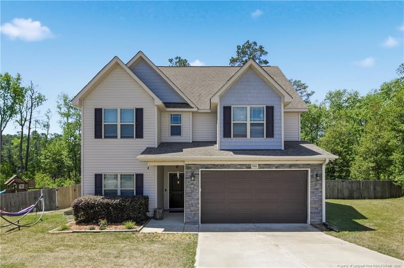 5142 Paul Peel Pl, Hope Mills, NC 28348