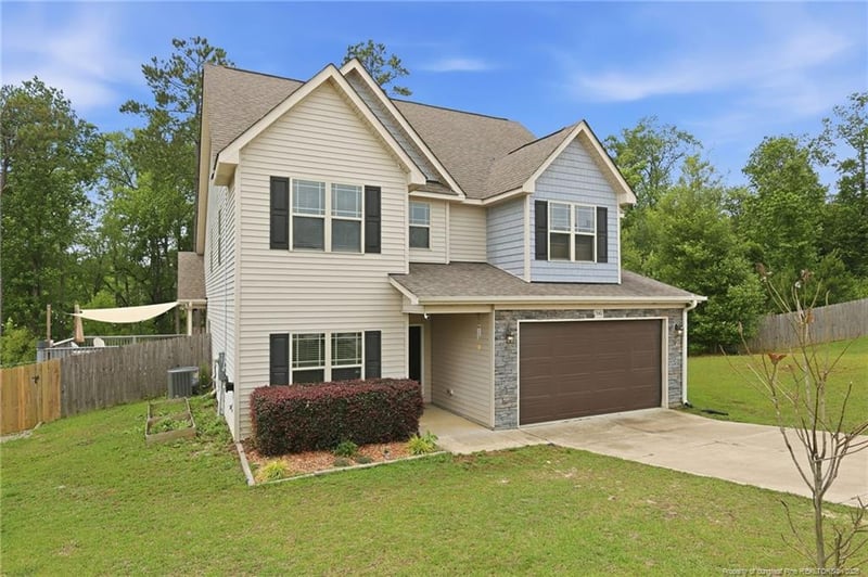 5142 Paul Peel Pl, Hope Mills, NC 28348