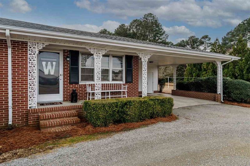 5144 Wayne Memorial Dr, Goldsboro, NC 27534