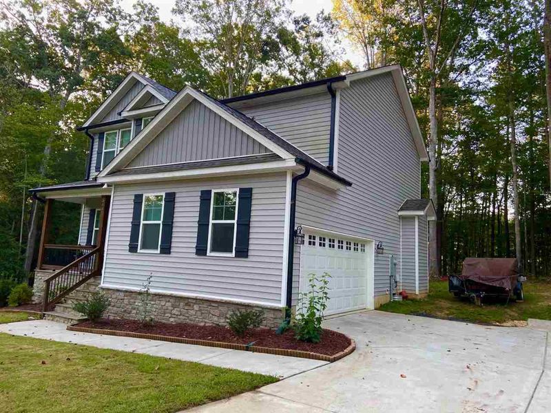 5145 Arbor Ct, Zebulon, NC 27597