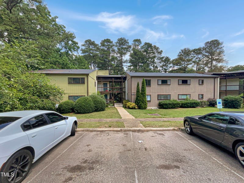 5146 Flint Ridge Pl, Raleigh, NC 27609