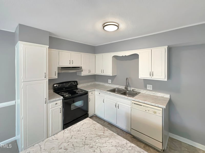 5146 Flint Ridge Pl, Raleigh, NC 27609