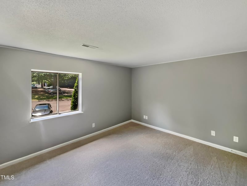 5146 Flint Ridge Pl, Raleigh, NC 27609