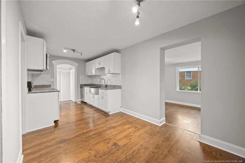 5146 Ponderosa Dr, Fayetteville, NC 28304