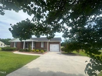 5148 Benson Rd, Angier, NC 27501