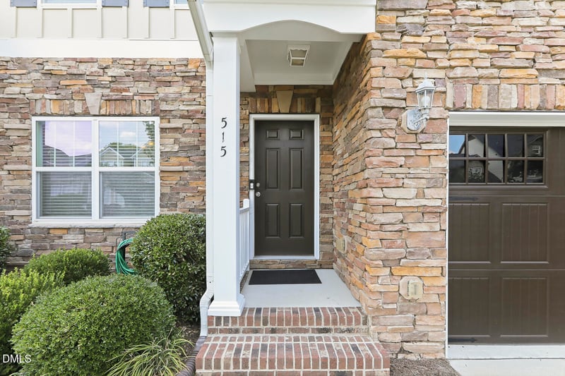515 Alden Bridge Dr, Cary, NC 27519