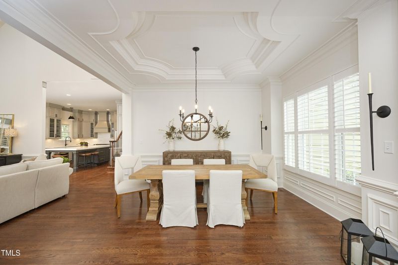 515 Bexley Bluff Ln, Cary, NC 27513