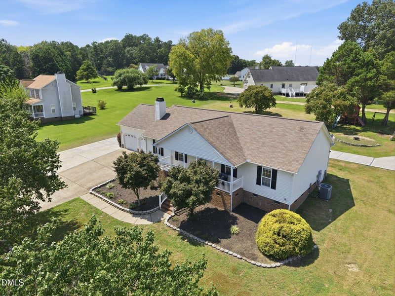 515 Bobbitt Rd, Clayton, NC 27520