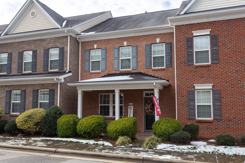 515 Dragby Ln, Raleigh, NC 27603