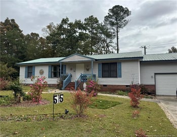 515 Gillis Hill Rd, Fayetteville, NC 28306