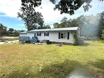 515 Gillis Hill Rd, Fayetteville, NC 28306