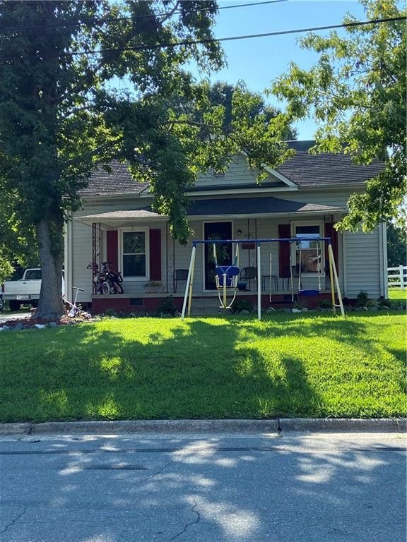 515 James St, Burlington, NC 27217