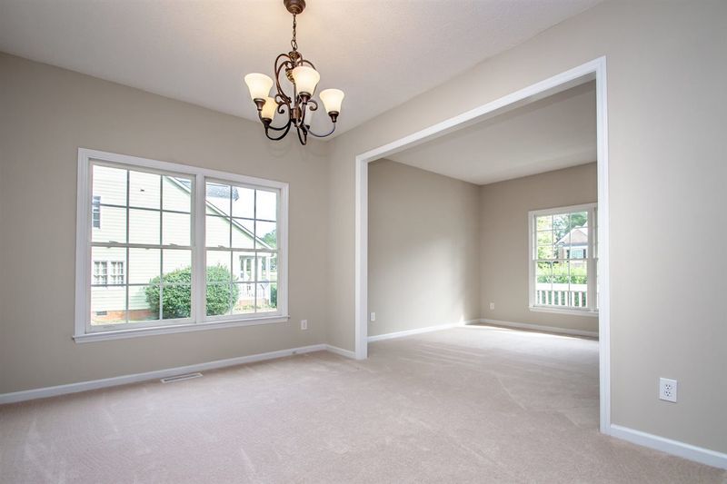 515 Kimloch Dr, Garner, NC 27529