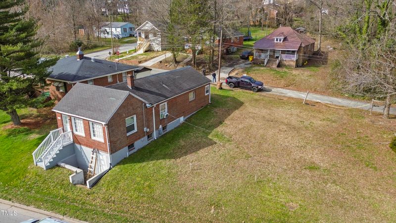 515 S Madison Blvd, Roxboro, NC 27573