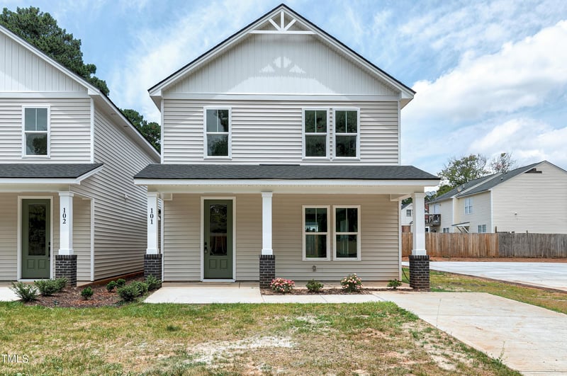 515 Raleigh Pines Dr #101, Raleigh, NC 27610