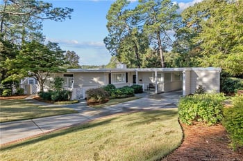 515 Valley Rd, Fayetteville, NC 28305