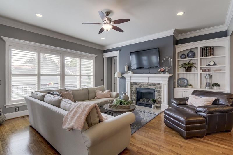 5151 Corner Rock Dr, Rolesville, NC 27571