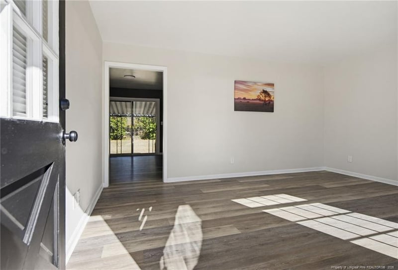 5156 Hewitt Dr, Fayetteville, NC 28311