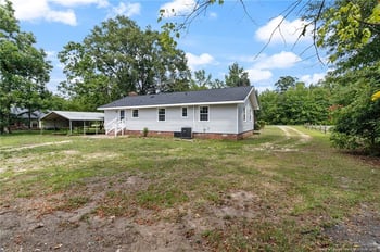 5156 Matt Hair Rd, Fayetteville, NC 28312