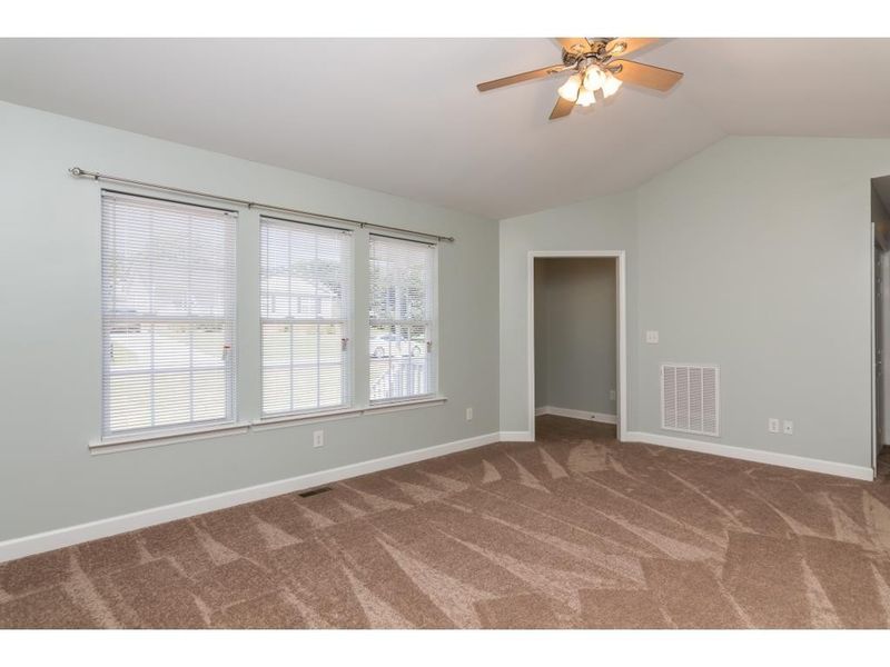 516-A N Second, Mebane, NC 27302