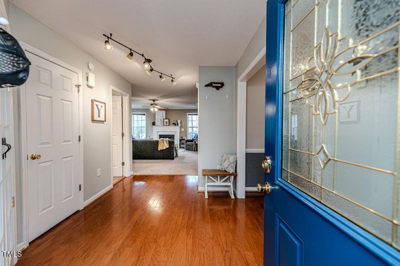 516 Argyll Dr, Sanford, NC 27332