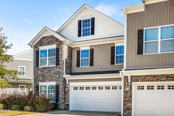 516 Barneswyck Dr, Fuquay Varina, NC 27526