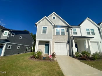 516 Barrington Row Ave, Zebulon, NC 27597