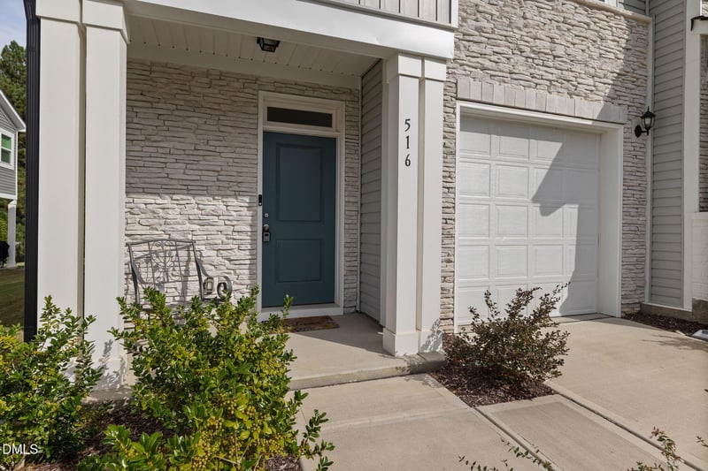 516 Barrington Row Ave, Zebulon, NC 27597