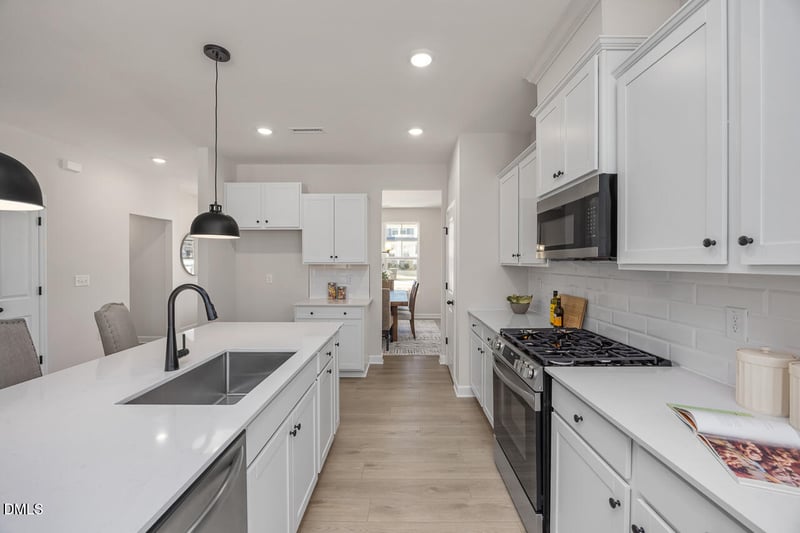 516 Crescent Wood Trl, Zebulon, NC 27597