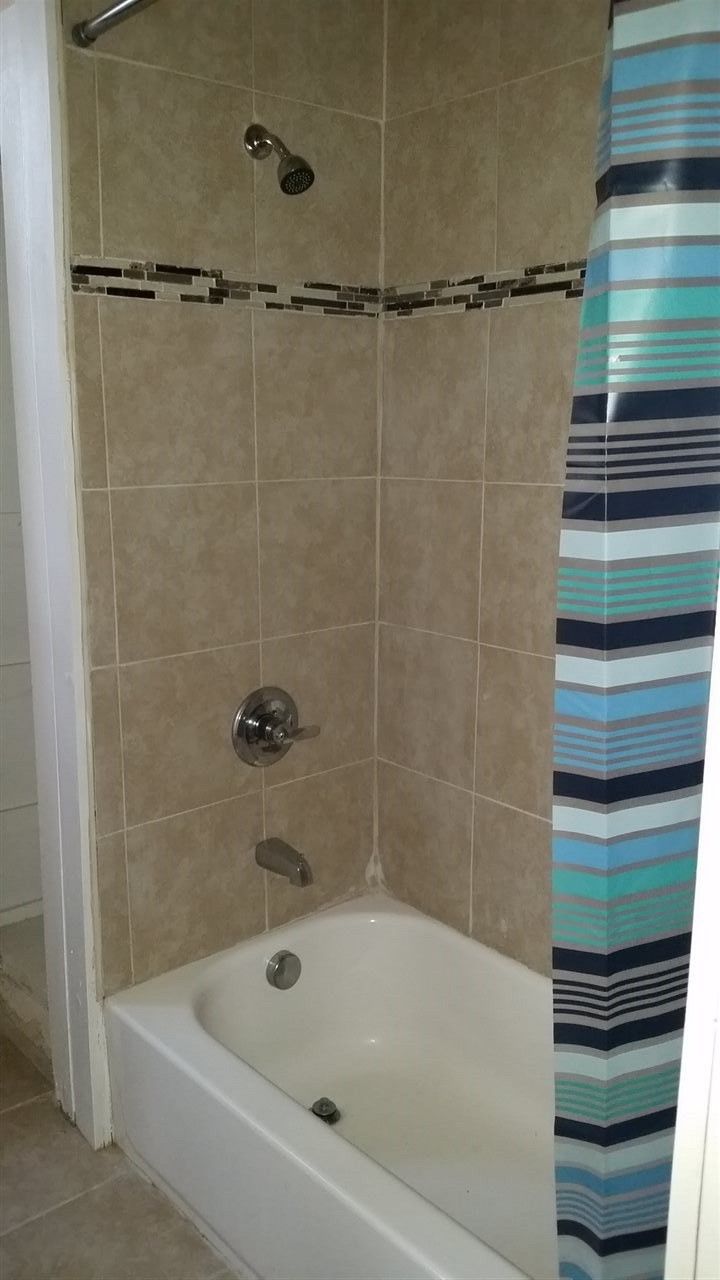 516 W Elizabeth Dr W, Selma, NC 27576