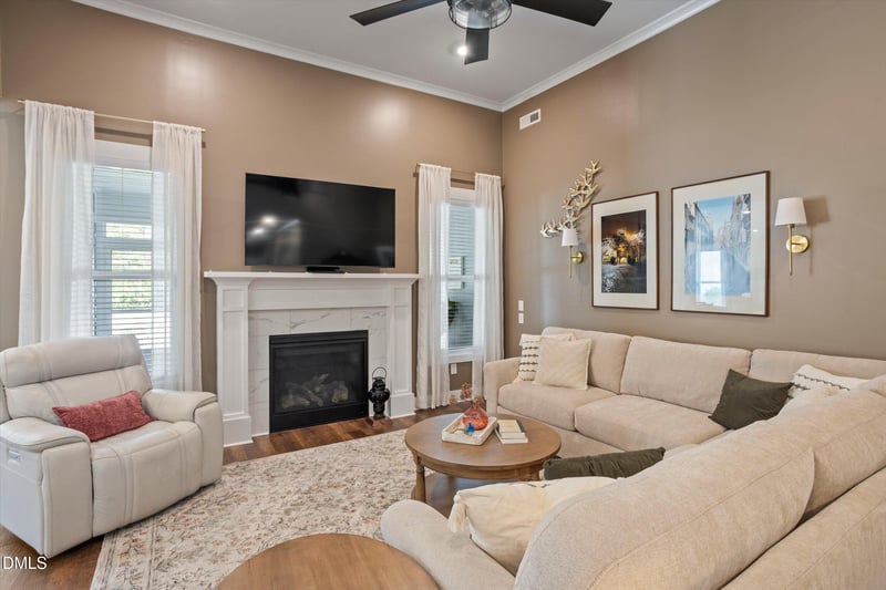 516 W Franklin St, Zebulon, NC 27597