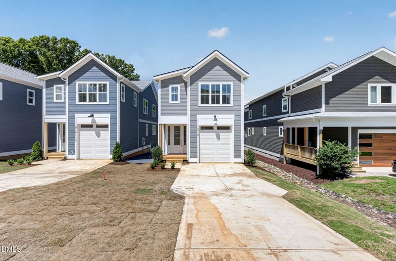 516 Heather Dr, Raleigh, NC 27606