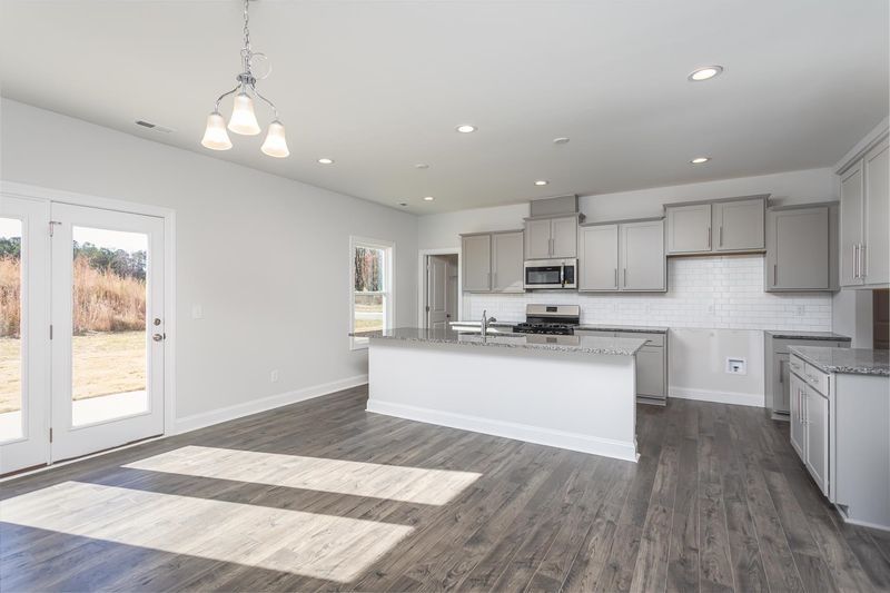 516 Henham Way, Zebulon, NC 27597