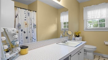 516 Ivey Rd, Graham, NC 27253