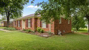 516 Ivey Rd, Graham, NC 27253