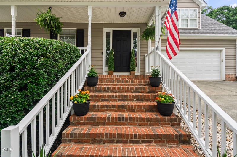 516 Lakeview Ave, Wake Forest, NC 27587