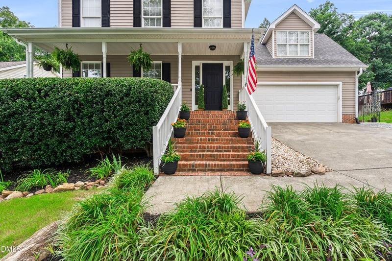 516 Lakeview Ave, Wake Forest, NC 27587