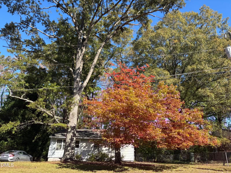 516 Mayfair St, Cary, NC 27513