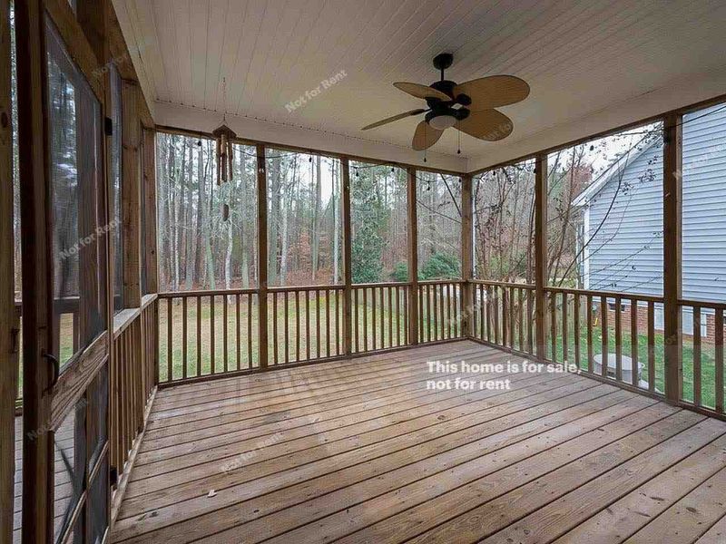 516 Moultonboro Ave, Wake Forest, NC 27587