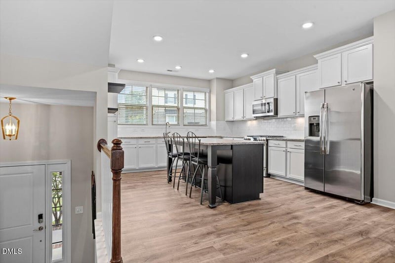 516 Old Mill Village Dr, Apex, NC 27502
