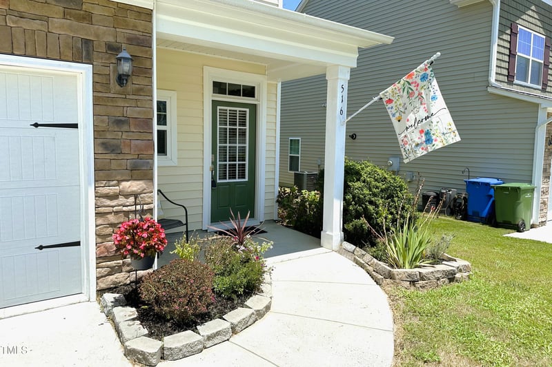 516 Smithridge Way, Fuquay Varina, NC 27526