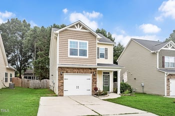 516 Smithridge Way, Fuquay Varina, NC 27526