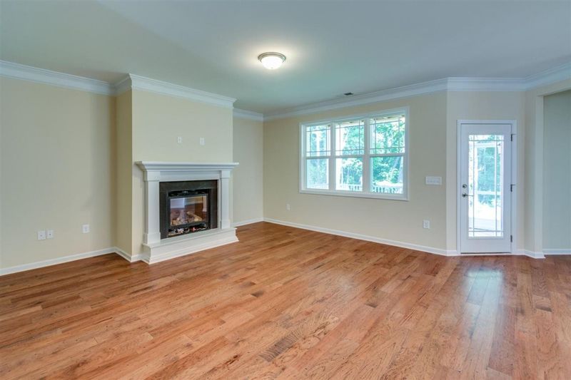 516 Springflower Dr #22, Cary, NC 27511