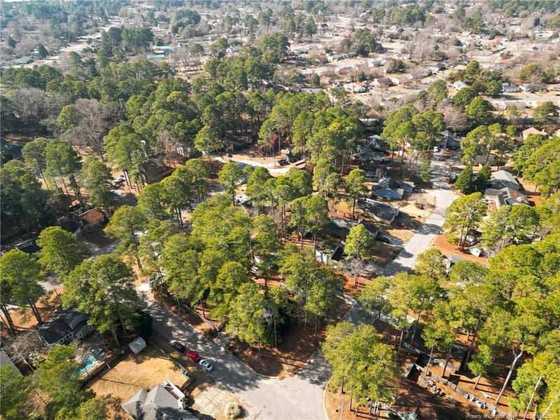 516 Tradewinds Dr, Fayetteville, NC 28314