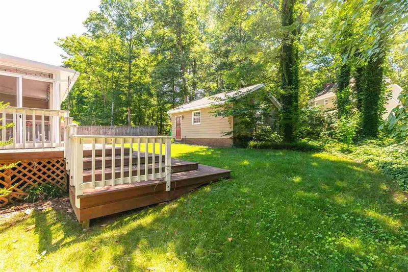 516 Westbrook Dr, Raleigh, NC 27615