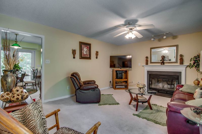 516 Wildwood Dr, Durham, NC 27712