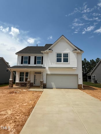 516 Winding Creek Dr, Lillington, NC 27546
