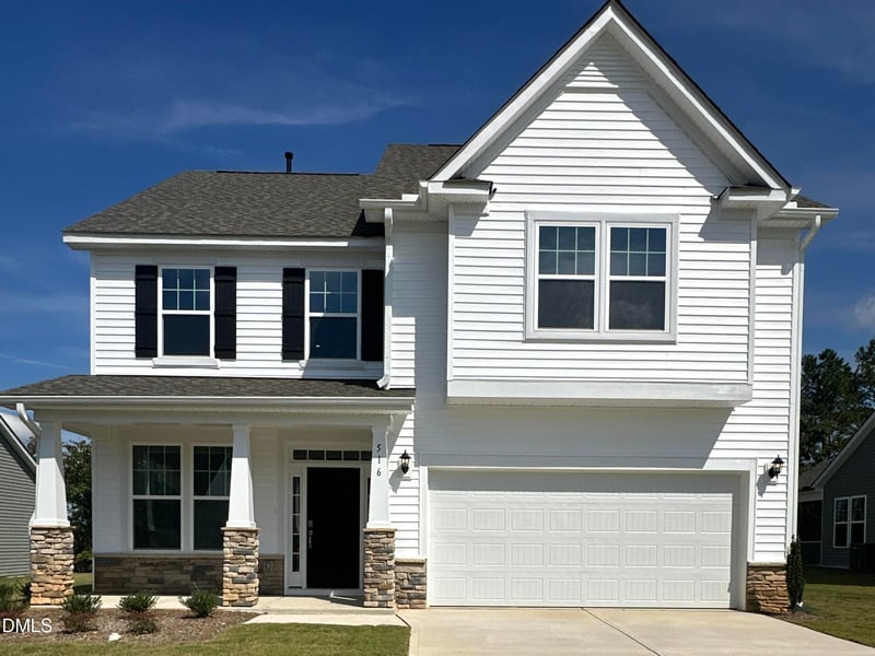 516 Winding Creek Dr, Lillington, NC 27546